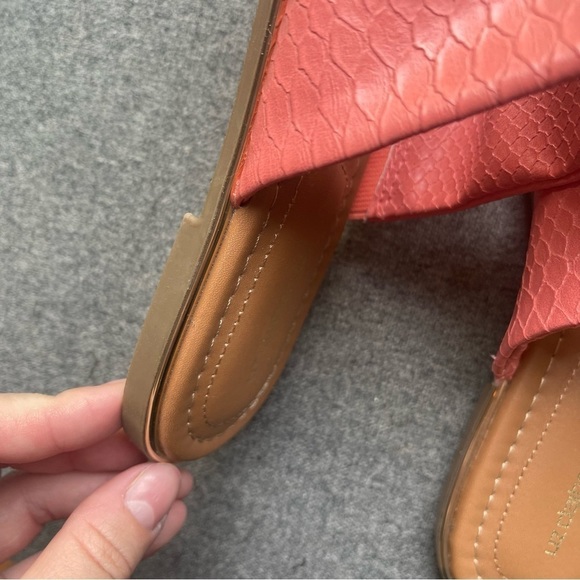 Women’s Liz Claiborne slide on sandal - Picture 6 of 7